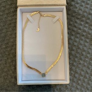Lili Claspe Bella V gold chain necklace